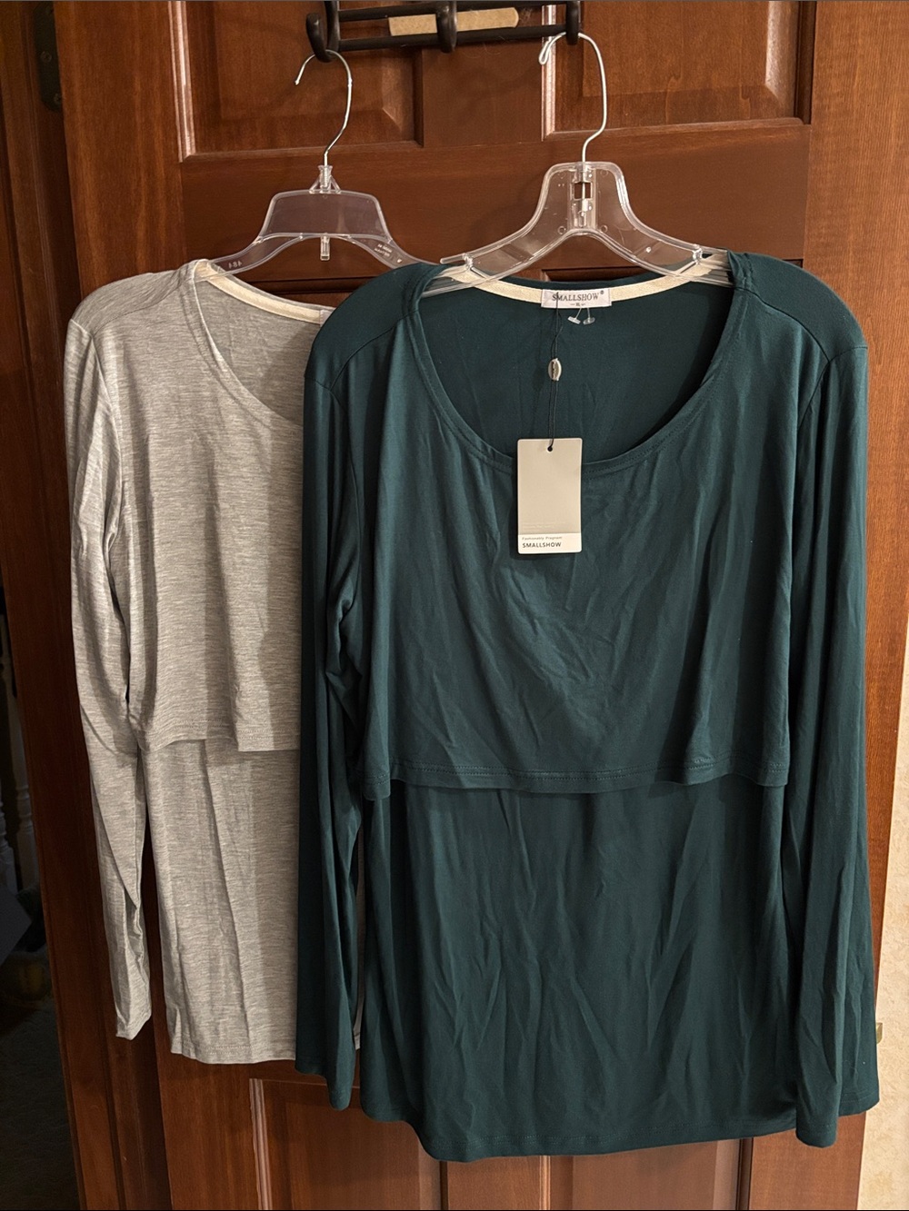 NWT Small show Maternity Nursing Tees in Dark Green/Gray, Sz XL, Set of 2